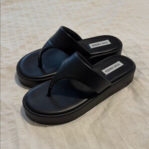 Steve Madden Thong Sandals